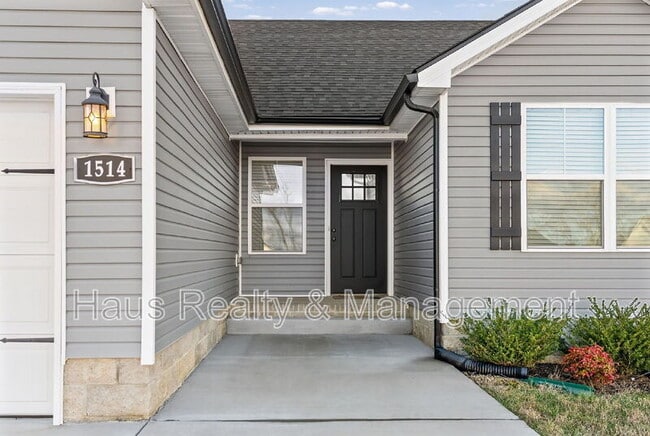 Building Photo - 1514 Fredrick Dr