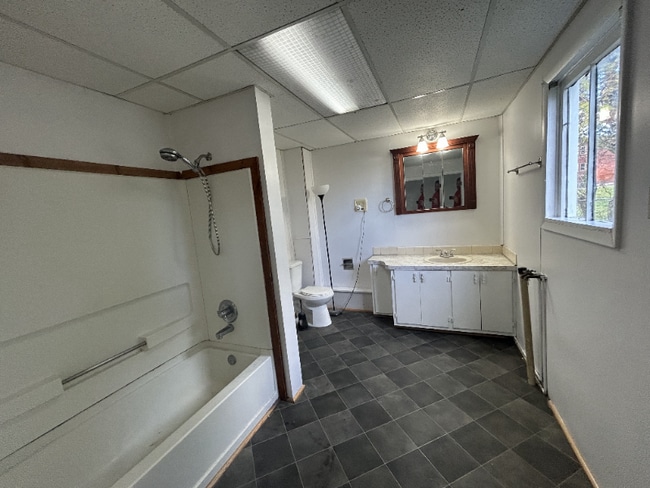 Foto del edificio - 233 S Pine St