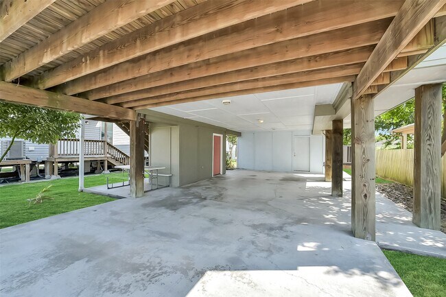 Foto del edificio - 2507 Bay Oaks Harbor Dr