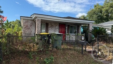 Building Photo - 1129 Darwin St