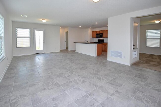 Foto del edificio - 11663 Rosewood Forest Ct