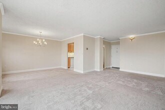 Building Photo - 1225 Martha Custis Dr