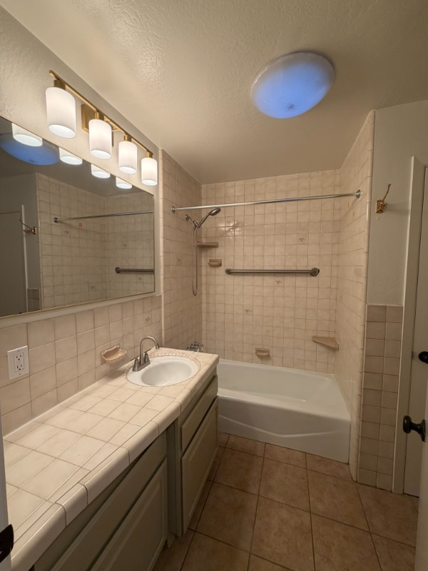 Foto del edificio - 200 S E St