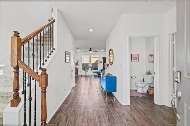 Building Photo - 6316 Carriage Pines Dr