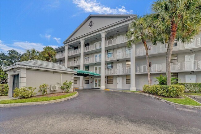 Foto del edificio - 1502 Whitehall Dr