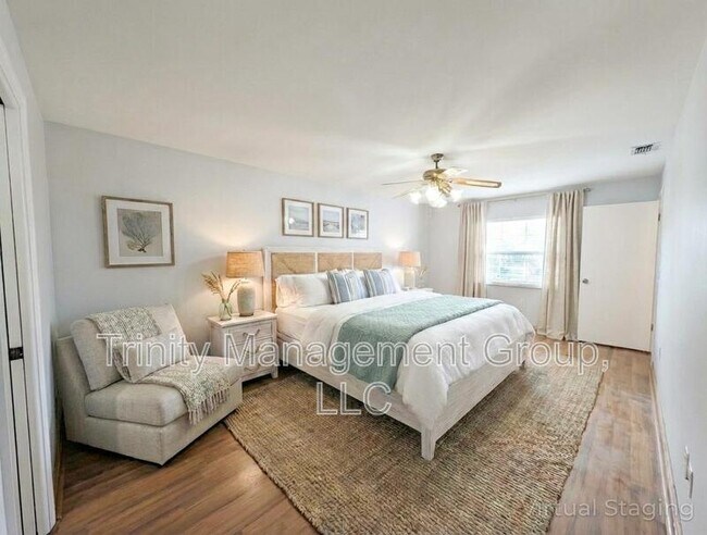 Foto del edificio - 40226 Trotter Ln