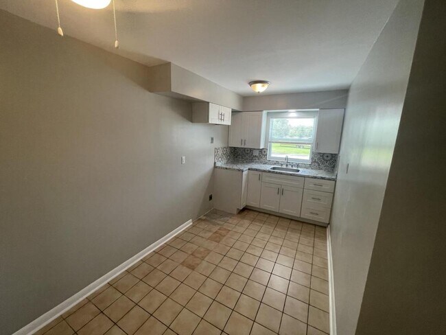 Foto del edificio - 3427 W Main St