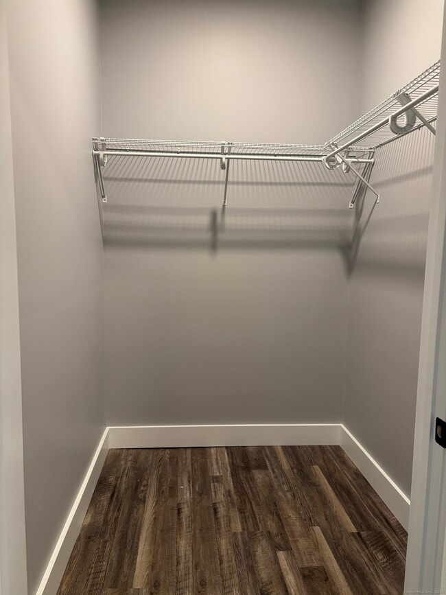 Foto del edificio - 303 Norwich-New London Turnpike