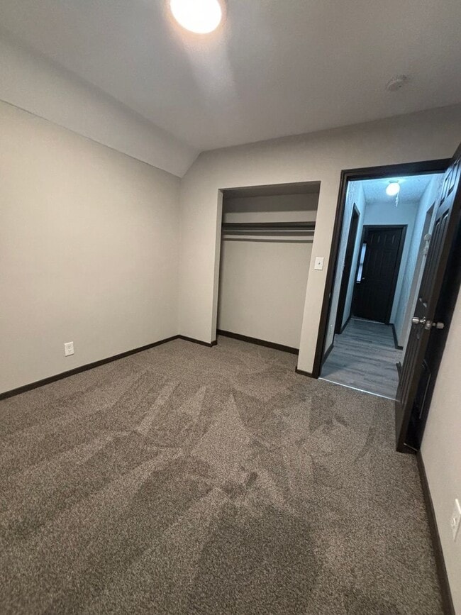 Building Photo - 86th,W.3285