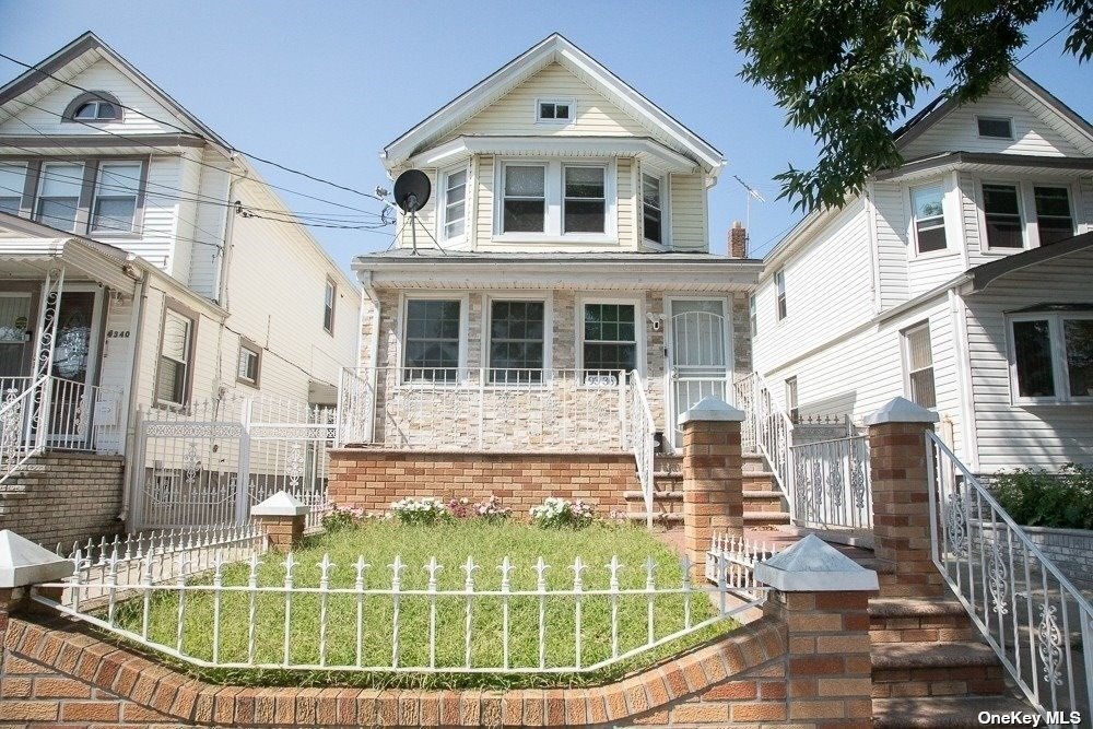 Primary Photo - 93-36 208th St