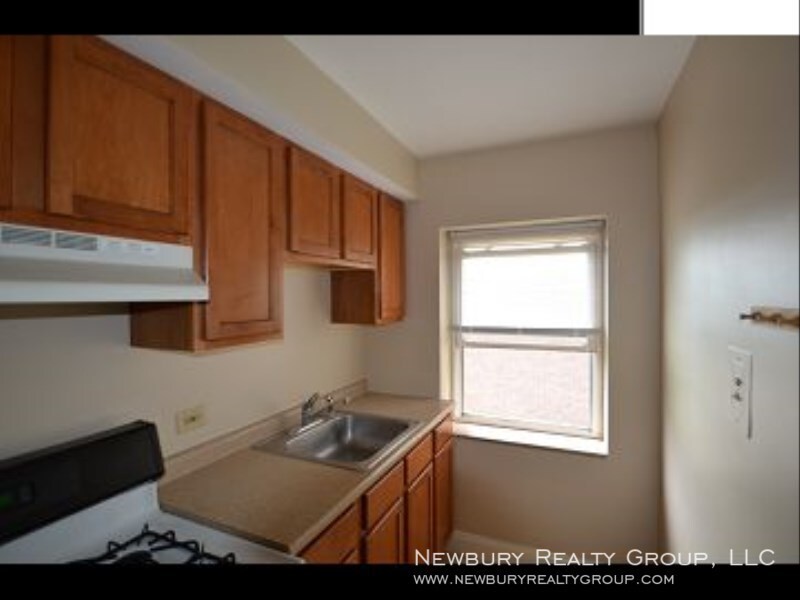 600 N Main St Unit 2, Butler, PA 16001 Room for Rent in Butler, PA