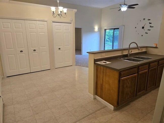 Building Photo - 10069 E Coldwater Rd