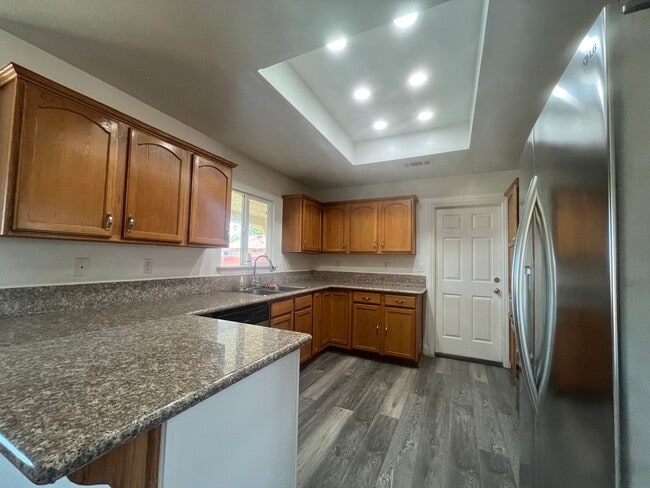 Foto del edificio - 3 bed 2 bth in Apple Valley. Apply today!