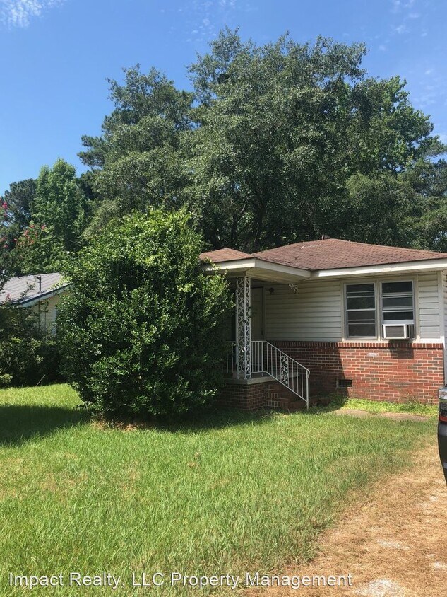 Primary Photo - 2 br, 1 bath House - 305 Lonesome Bend Road