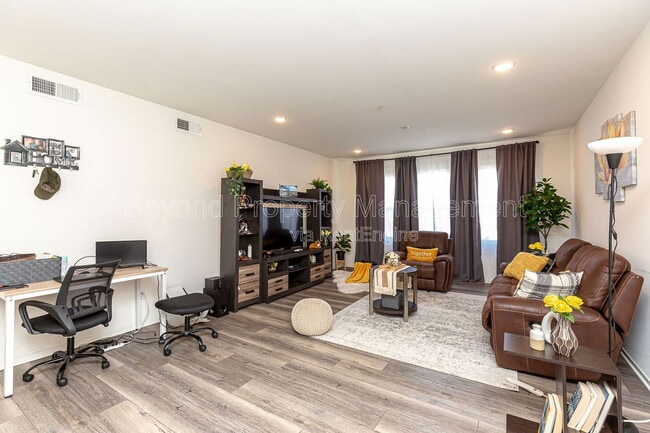 Foto del edificio - 5405 Beach Grass Ln