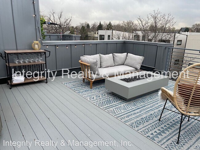 Building Photo - 3 br, 2.5 bath House - 4460 N Tennyson St ...