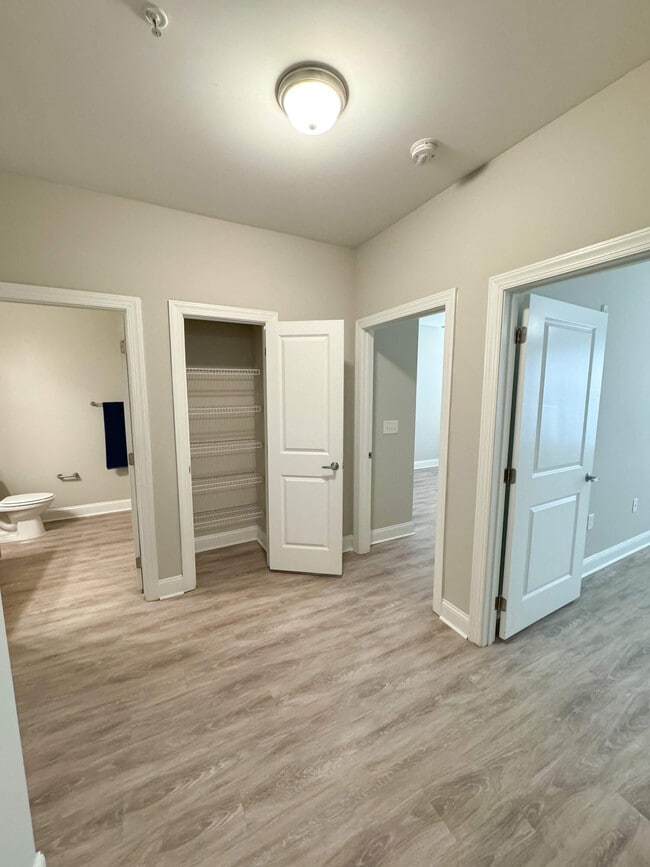 Building Photo - Arbors at Fort Mill