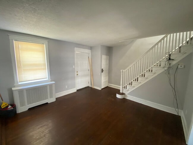 Foto del edificio - 2 bedroom house for rent