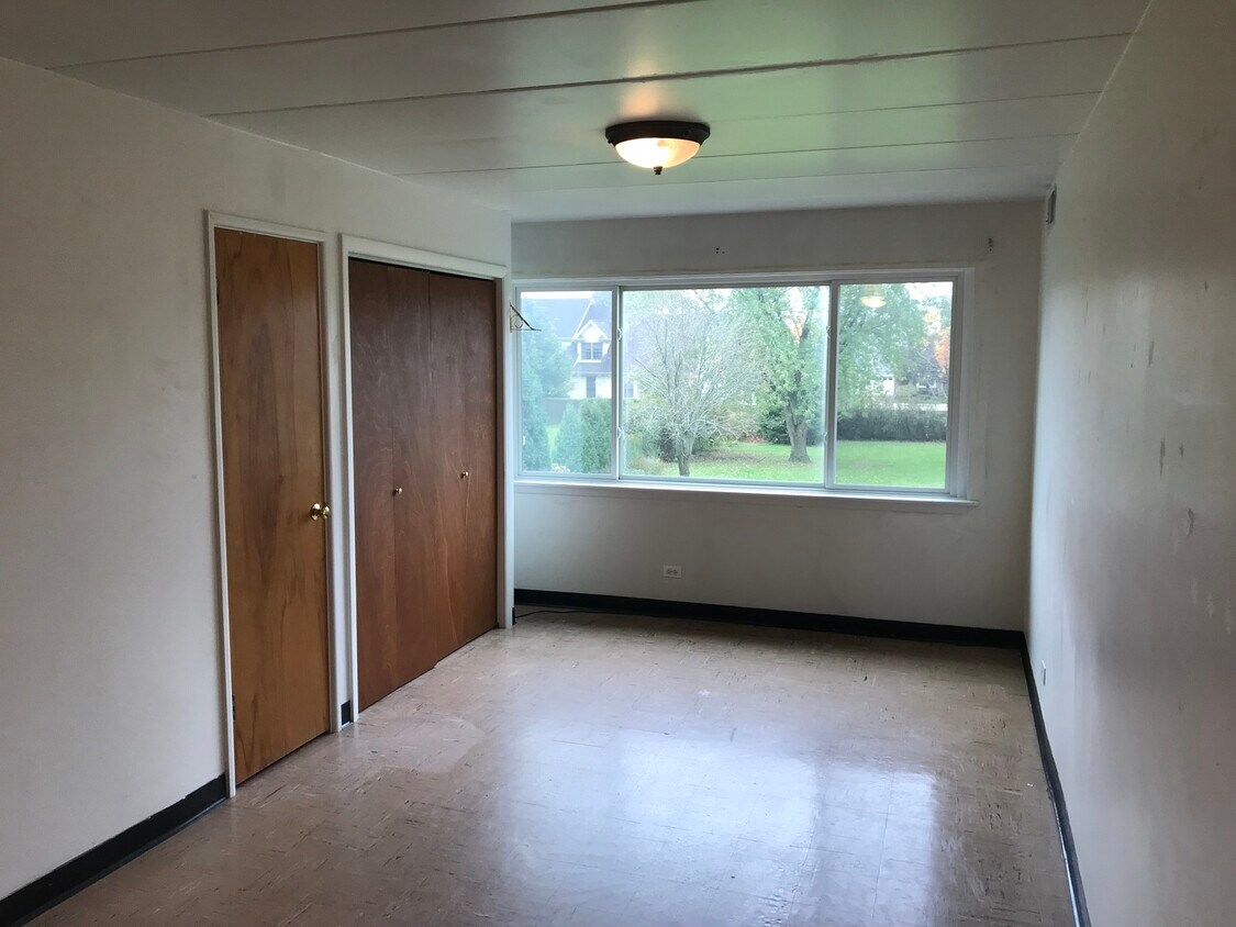 29W543 Batavia Rd Unit 3, Warrenville, IL 60555 Condo for Rent in