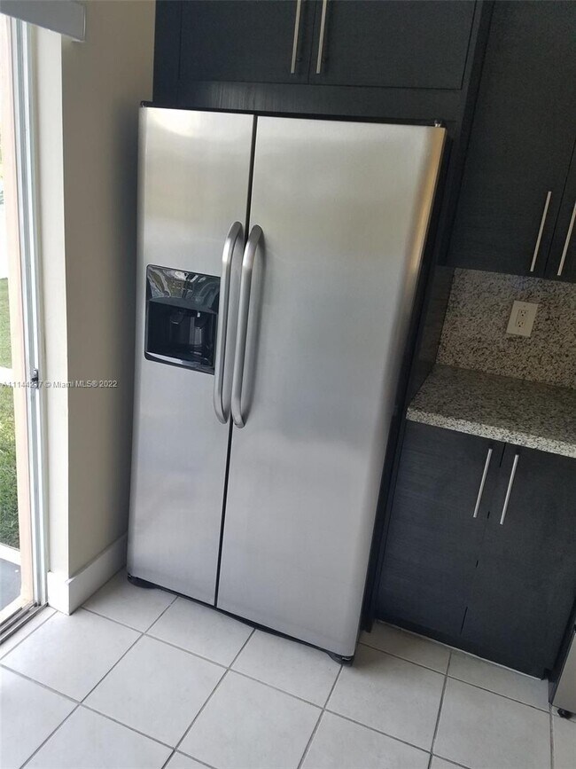 Foto del edificio - 611 NW 208th Cir