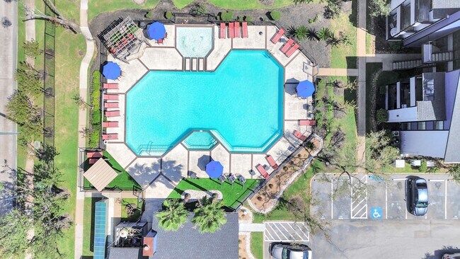 Foto del edificio - 2701 W Bellfort Ave