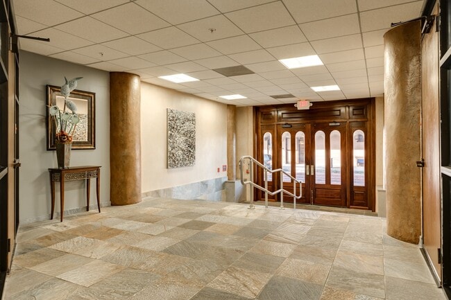 Building Photo - 104 Moody Ave