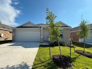 Building Photo - 104 Donnington Dr