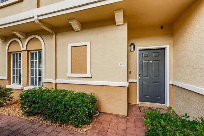 Building Photo - 5215 Beach Breeze Ct