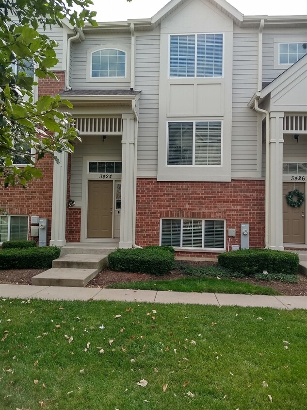 Foto principal - 3424 Cameron Dr