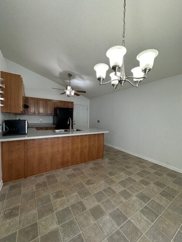 Foto del edificio - 117 Kelberry Ct