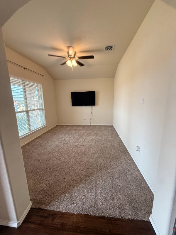 Foto del edificio - 3217 Beutel Rd