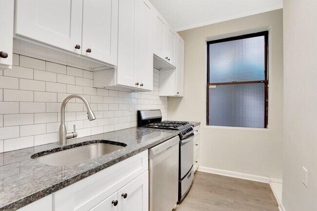 Foto del edificio - 3315 Pleasant Ave