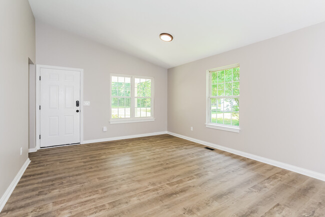 Building Photo - 3 bedroom, 2 bath ranch in Sycamore Township