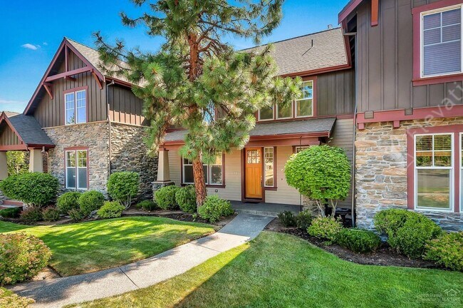 Building Photo - Charming Northwest Crossing Townhome – Ste...