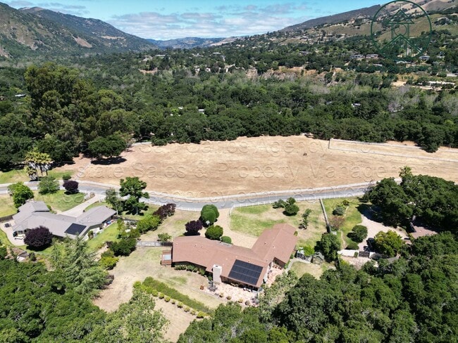 Building Photo - Ranch Style Carmel Valley Property in Desi...
