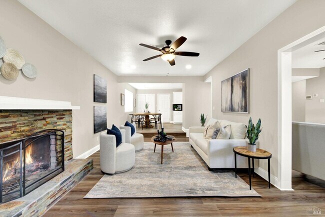 Building Photo - Charming Home In Fairfield - Available Now!