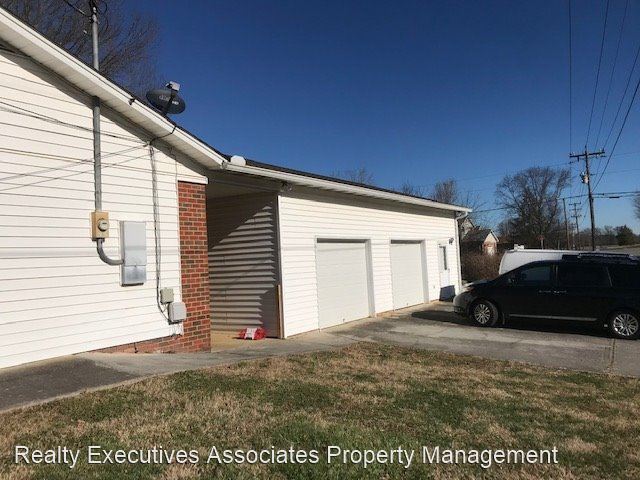 Building Photo - 4 br, 3 bath House - 227 Luther Jackson Drive