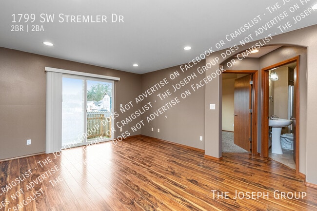 Building Photo - 1799 Stremler Dr