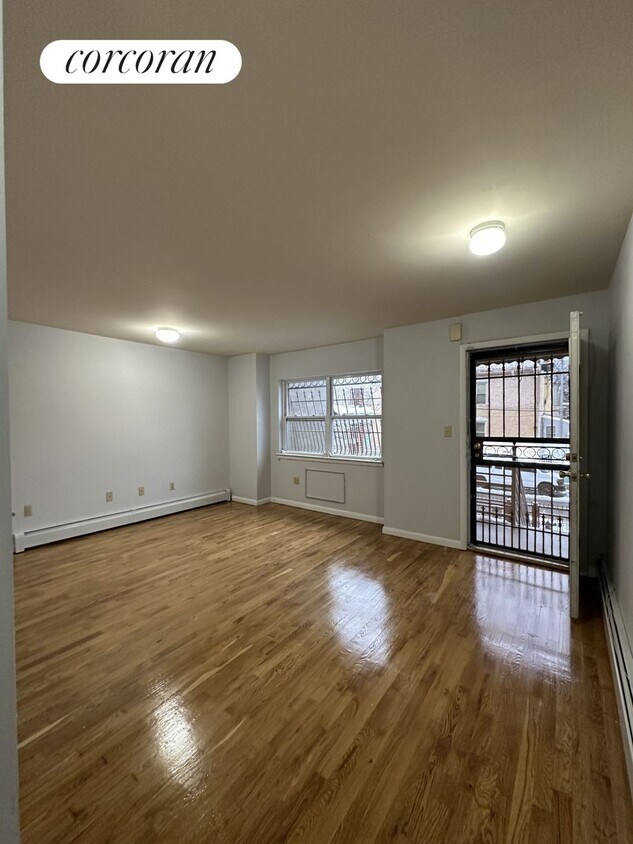 Primary Photo - 255 Herzl St