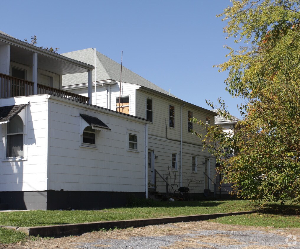 Building Photo - 550-552 Frederick St