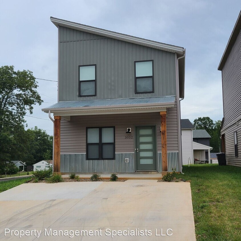 Primary Photo - 3 br, 3 bath House - 3052 Fulton St.