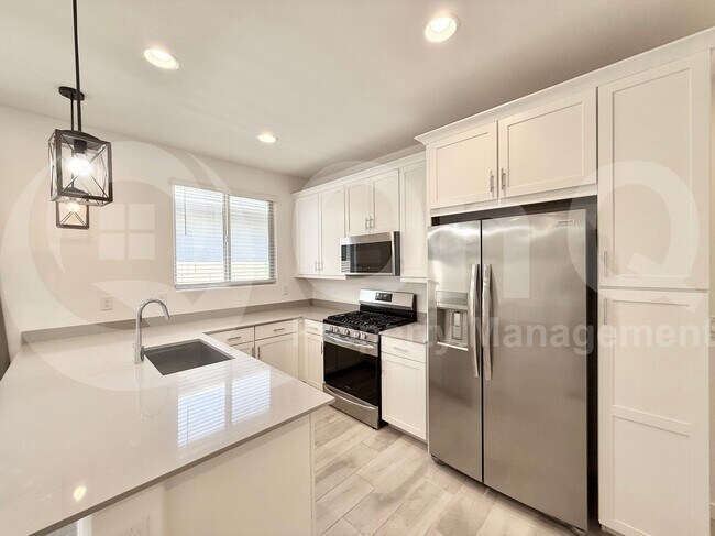 Building Photo - 3266 E Wild Dr