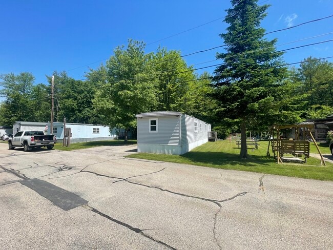 Building Photo - 68 Moose Ln
