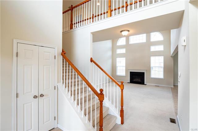Building Photo - 693 Mulberry Dr