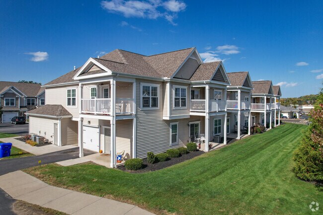 Foto del edificio - Perinton Hills Townhomes & Apartments
