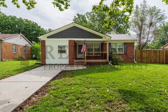 Building Photo - 1144 Prairie Park Rd