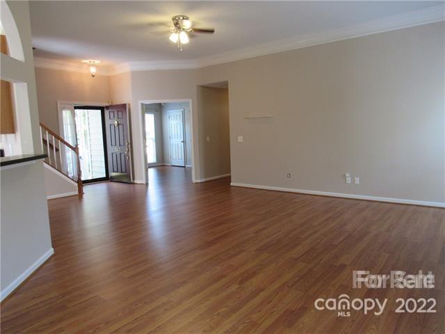 Building Photo - 141 Walmsley Pl