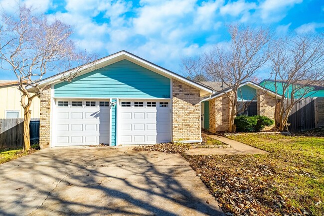 Building Photo - Beautiful 3 bedroom Home in North Austin!!