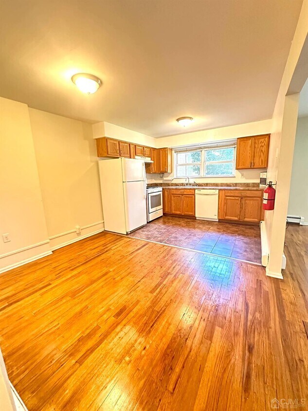 Foto principal - 400 Cranbury Rd