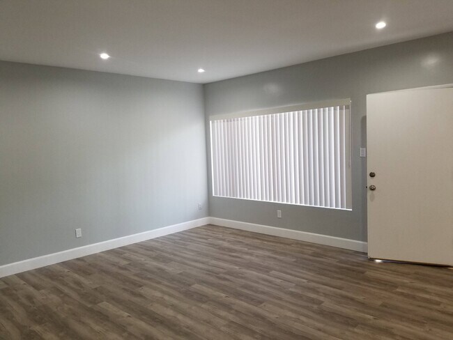 Foto del edificio - 25206 Loytan St